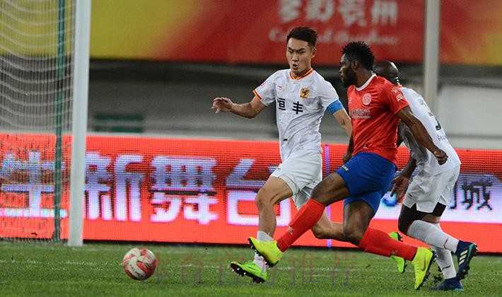 2019中甲第二十五轮:贵州主场1比2不敌四川,陕西客场1比0险胜梅县 2019中甲第二十五轮:贵州主场1比2不敌四川,陕西客场1比0险胜梅县